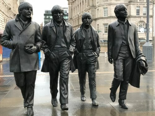 2月11日は記念すべき The Beatles 1stアルバムのレコーディングが始まった日